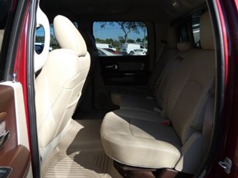 Used 2015 RAM 1500 Laramie w/ Convenience Group image 43