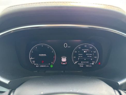 Used 2022 Acura MDX FWD w/ Technology Package image 16