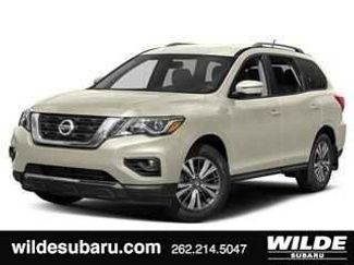 Used 2018 Nissan Pathfinder SL video 1