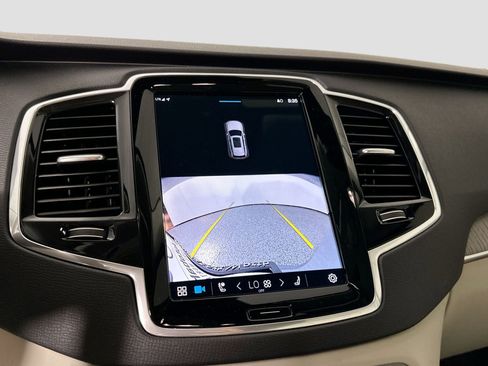 New 2025 Volvo XC90 T8 Plus w/ Protection Package Premier image 12