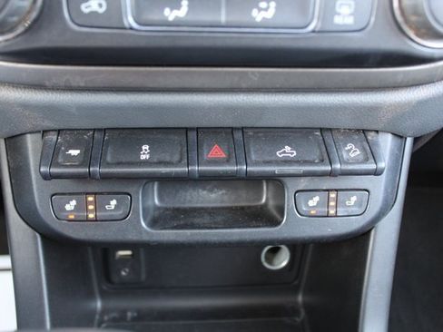 Used 2016 Chevrolet Colorado Z71 image 28