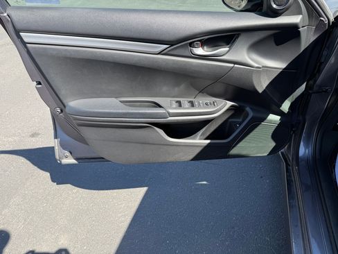 Used 2020 Honda Civic Sport image 10
