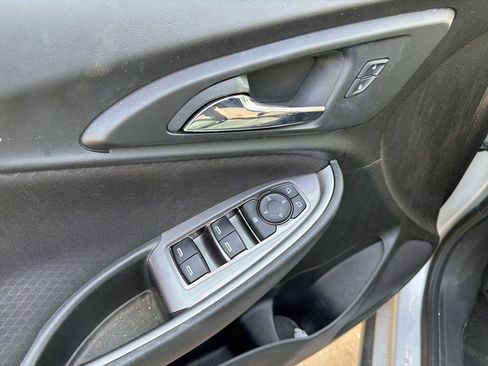 Used 2021 Chevrolet Malibu RS image 10