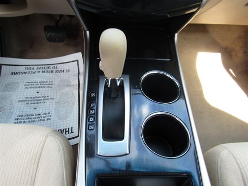 Used 2013 Nissan Altima 2.5 SV w/ 2.5SV Convenience Pkg FWD image 21