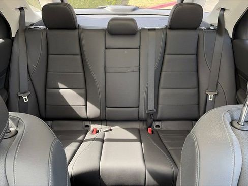 Used 2025 Mercedes-Benz GLE 350 4MATIC image 29