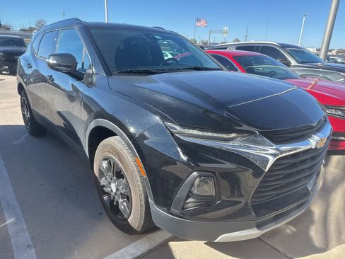 Used 2021 Chevrolet Blazer LT image 3