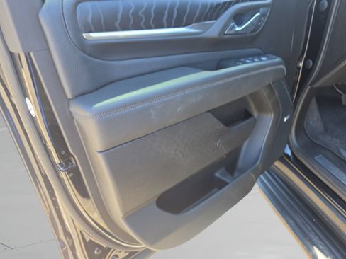 Used 2021 GMC Yukon Denali RWD image 17