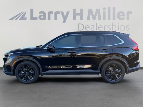 Used 2024 Honda CR-V Sport Touring image 2