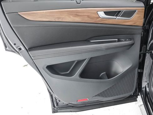 New 2026 Volkswagen Atlas SE image 35