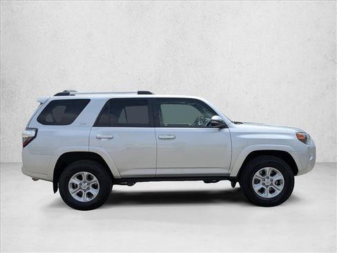Certified 2021 Toyota 4Runner SR5 Premium w/ Moonroof Package AWD/4WD image 4