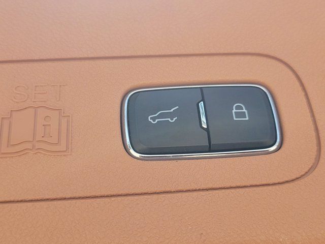 Used 2021 Lincoln Aviator Black Label w/ Dynamic Handling Package AWD/4WD image 9