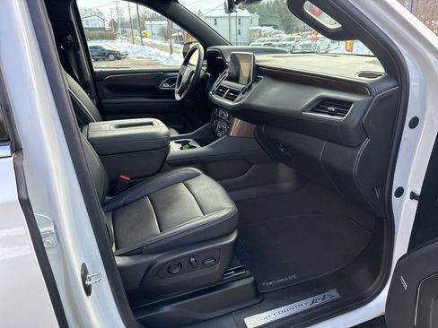 Used 2024 Chevrolet Tahoe High Country image 34