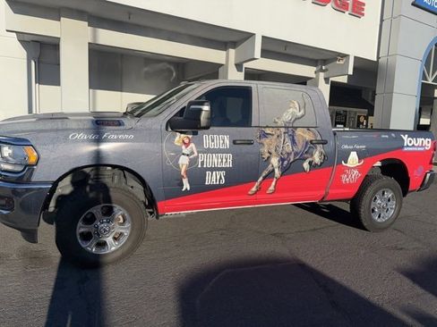 Used 2023 RAM 2500 Big Horn w/ Cold Weather Group image 3