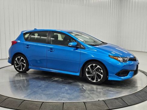 Used 2017 Toyota Corolla iM w/ All-Weather Mat Package image 7