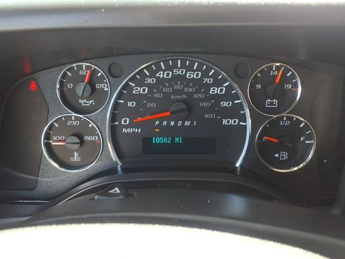 Used 2025 Chevrolet Express 2500 w/ Driver Convenience Package RWD image 11