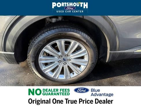 Used 2022 Ford Explorer Limited w/ Limited Technology Package image 32