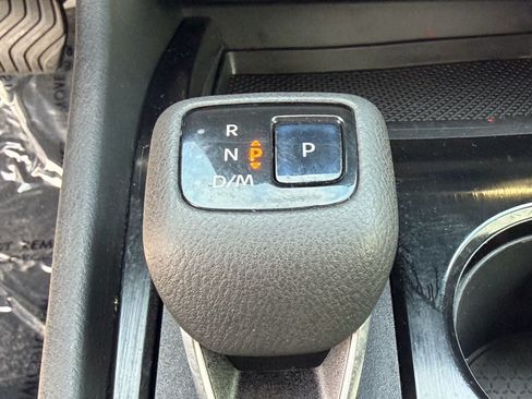 Used 2021 Nissan Rogue SV FWD image 26