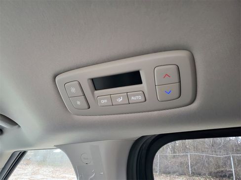 New 2026 Kia Carnival LX image 32