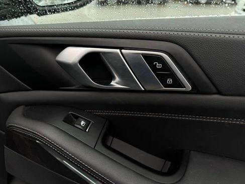 Used 2023 BMW X5 xDrive45e w/ Executive Package image 18