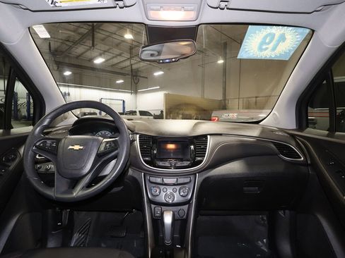 Used 2019 Chevrolet Trax LT w/ LPO, Cargo Package image 25