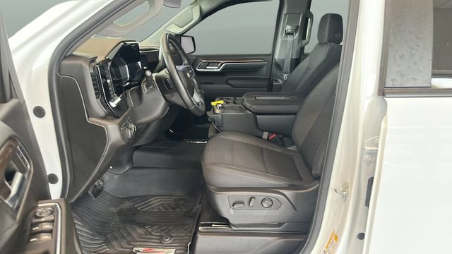 Used 2024 Chevrolet Silverado 1500 LT AWD/4WD image 7