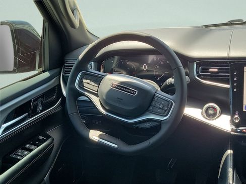 New 2026 Jeep Grand Wagoneer Limited AWD/4WD image 12