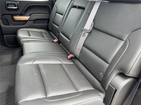 Used 2015 Chevrolet Silverado 2500 LTZ AWD/4WD image 32