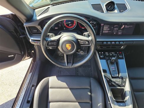 Certified 2021 Porsche 911 Carrera image 20