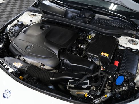 Used 2015 Mercedes-Benz CLA 250 image 48