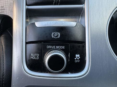 Used 2018 Kia Stinger GT image 20