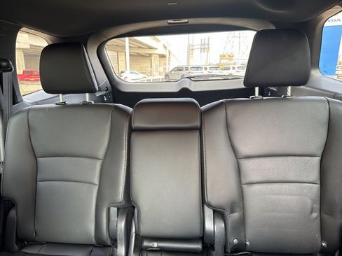 Used 2023 Honda Passport EX-L image 21