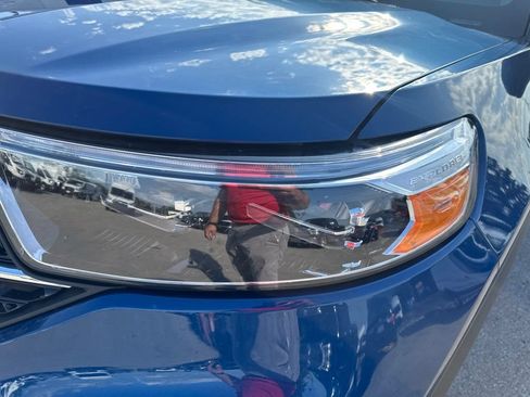 Used 2023 Ford Explorer XLT w/ Equipment Group 202A AWD/4WD image 53