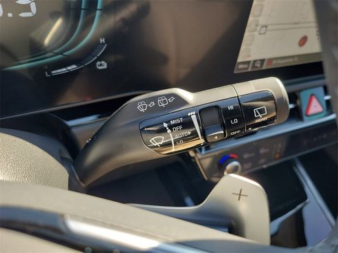 New 2026 Kia Niro EX image 29