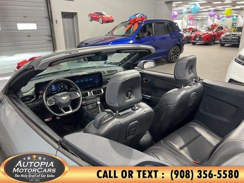 Used 2024 Ford Mustang Premium RWD image 38
