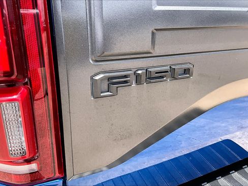 Used 2018 Ford F150 Raptor w/ Equipment Group 802A Luxury AWD/4WD image 31