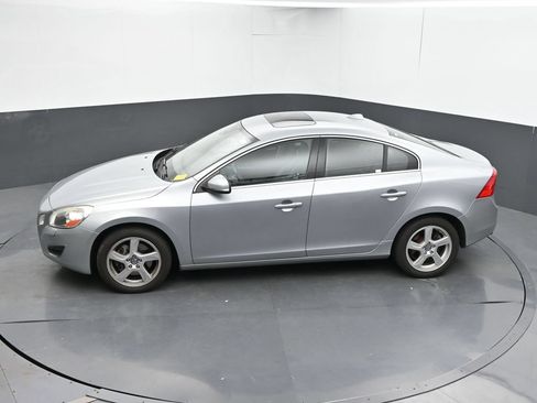 Used 2013 Volvo S60 T5 FWD image 26