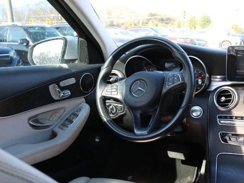 Used 2017 Mercedes-Benz C 300 Sedan image 23
