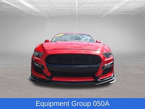 Used 2017 Ford Mustang Coupe RWD image 2