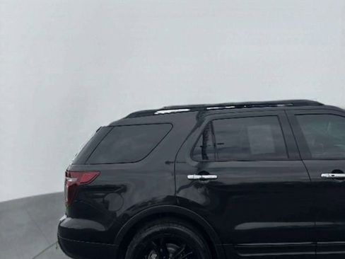 Used 2014 Ford Explorer Sport w/ Equipment Group 401A AWD/4WD image 32