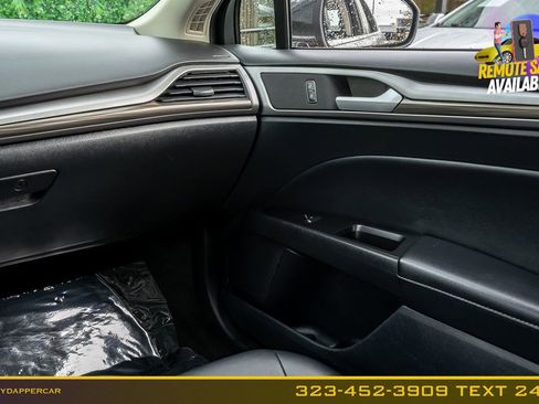 Used 2020 Ford Fusion SEL FWD image 22