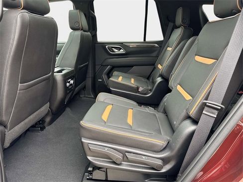 Used 2023 GMC Yukon AT4 w/ Technology Package image 14