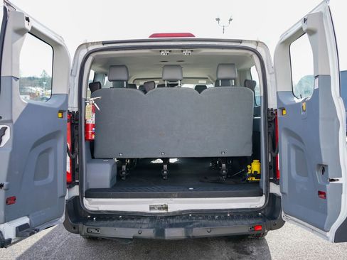 Used 2018 Ford Transit 150 XL RWD image 22