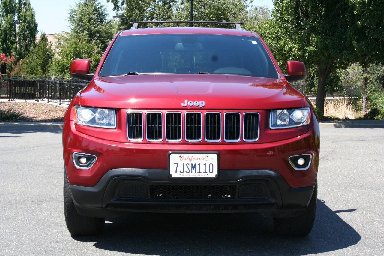 Used 2014 Jeep Grand Cherokee Laredo w/ Quick Order Package 23E AWD/4WD image 3