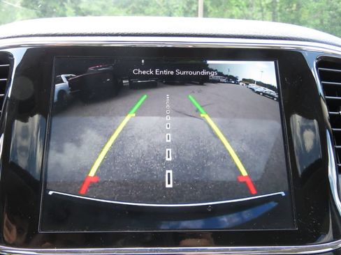 Used 2021 Jeep Grand Cherokee Limited AWD/4WD image 25
