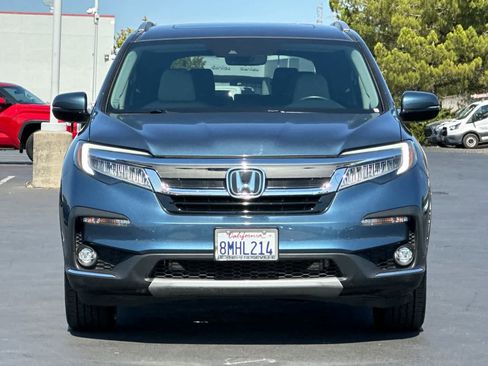 Used 2019 Honda Pilot Touring image 10