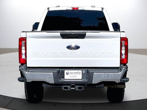 Used 2023 Ford F250 XLT AWD/4WD image 8