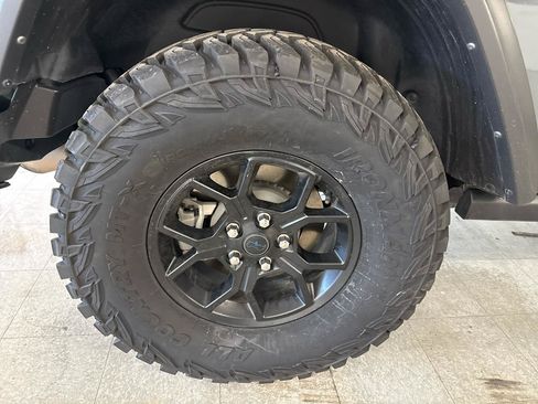 Used 2024 Jeep Wrangler Unlimited AWD/4WD image 68