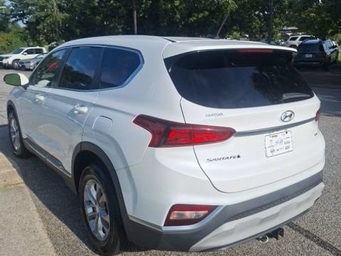 Used 2019 Hyundai Santa Fe SE AWD/4WD image 7