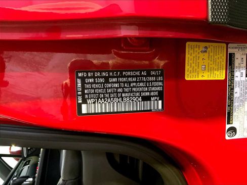 Certified 2017 Porsche Macan image 36