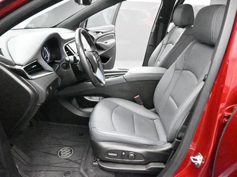 Used 2024 Buick Enclave Essence w/ Experience Buick Package AWD/4WD image 9